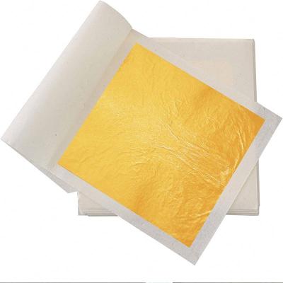 China 2021 Hot Selling Edible Decoration Fashion Making Edible 22k Gold Foil Flakes for sale