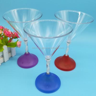 China Viable FLASHING COCKTAIL GLASS for sale