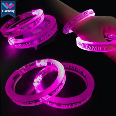 China Acrylic Promotional Gifts T-Worthy Laser Engrave LED Acrylic Lighting Wristband For Music Concert for sale