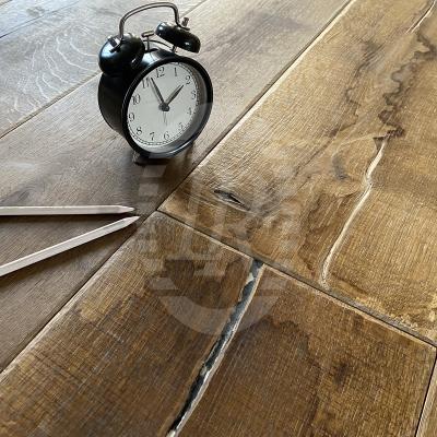 China Modern Antique Wax Oiled 3 Layers Of French Oak Engineered Flooring for sale