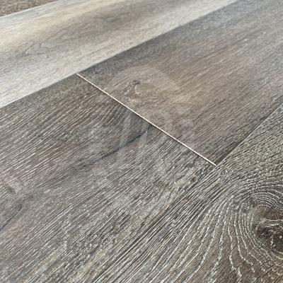 China Hill Weather Modern Shrunken Oak Engineered Flooring for sale