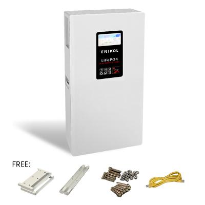 Chine 51.2V 300Ah LiFePO4 Batterie 48V Batterie au lithium 15kwh Montée sur le mur Avec écran tactile de 7 pouces à vendre