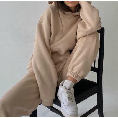 China Hoodie 2021 Winter Women's Casual Tracksuits Set Breathable Wholesale Two-Piece Tracksuit Plus Size Women Tracksuit Custom Logo for sale