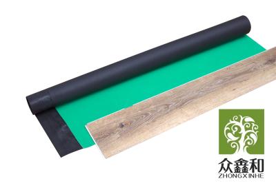 China subsuelo de reducción de ruido verde anti resbalón de subsuelo de HD SPC de 1,5 mm para laminado en venta