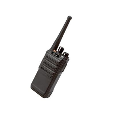 China senhaix 4g truck mobile radio OEM manufacturing supplier with hand MIC wireless vehicle radio sptt-100 with real PTTs gps 1800mAh for sale