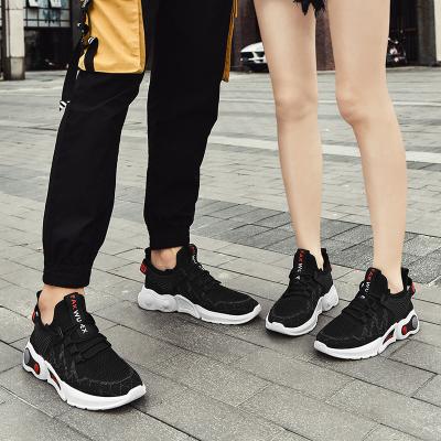 China 2022 Fashion Trend Hot Sale Mesh Breathable Running Shoes, Cheapest Comfortable Sports Shoe, Couples Casual Men And Women Sports Shoes for sale