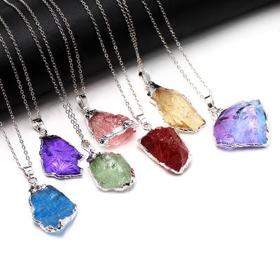 China CLASSIC Wholesale Crystal Irregular Halo Pendant Necklace Natural Gemstone Jewelry Necklace Pendant for sale