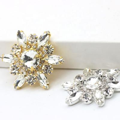 China White Flatback Flower Shape Crystal Glass Rhinestone Flatback Sew On Buckle For DIY Wedding Decoration for sale