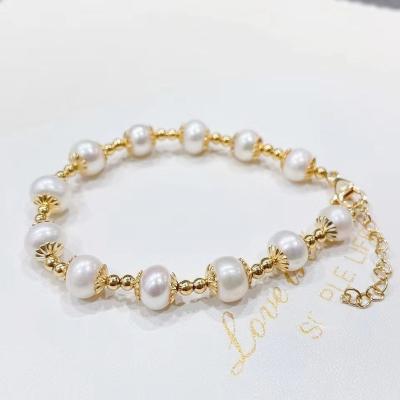 China FASHIONABLE Stylish Graceful Girlfriends Fashion Bangle Designer Irregular Pearl Bracelet for sale