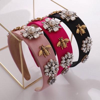 China Wholesale Fashion Elegant Retro Diamond Headband Fashion Bee Hair Fixer Luxury Exaggerating Hair Accessories for sale