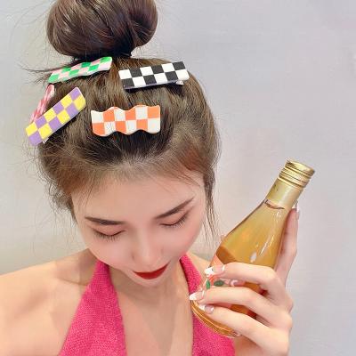 China Fashion girl wave checkerboard wave hairpin plaid soft hair clip side clip women geometric hairpin for sale