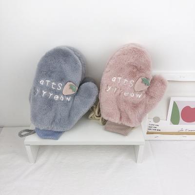 China Soft Cute Halter Students Warm-Keeping Cold Protection Thicken Strawberry Plush Embroidered Gloves 22.5*17cm for sale