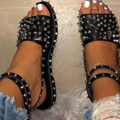 China 2021 Summer New Style Faux Stone Rivet Strap Flat Heel Sandals Lightweight Women Plus Size Ladies Sandals for sale