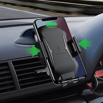 China Factory wholesale new product electric car mobile phone charging station radio charging iphone mobile phone Qi wireless charging for sale