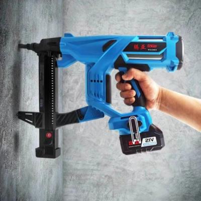 China Upgrade Your Nailing Arsenal with DCCN40 Cordless Battery Nail Gun and Large Capacity for sale