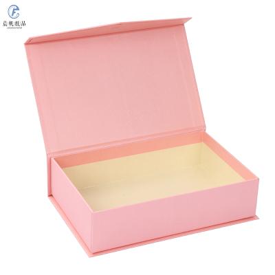 China Luxury Recycled Product Packaging Box Clothing Packaging Box Lid Materials Foldable Magnetic Pink Gift Box for sale