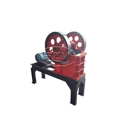 China Primary Fine Diesel Engined Jaw Crusher With Vibrating Screen for sale