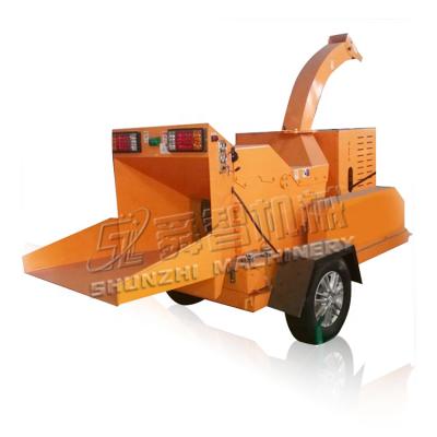 China Wood Pellet Shredder Machine On Truck Wood Branch Chipper Machine For Sale en venta