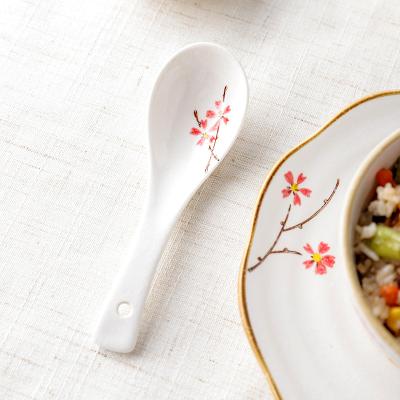 China Disposable High End Ceramic Chinese Dessert Spoons / Soup Spoon With Plum Blossom Pattern for sale