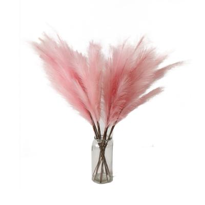 China Real artificial feathers vivid wedding table centerpiece pampas for rustic wedding decorations for sale