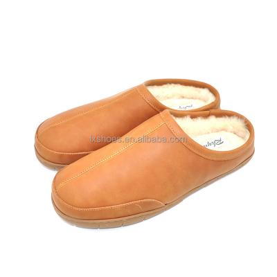 China Good quality cow sheepskin leather upper soft shearling cushioning lining indoor household for men's slippers for sale