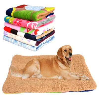 China Wholesale Travel Soft Comfortable Thick Coral Fleece Warm Dogs And Cats Sleeping Blanket for sale