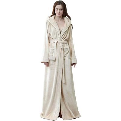 China Long QUICK DRY Hooded Robe For Women Men Luxurious Flannel Fleece Full Bathrobe for sale