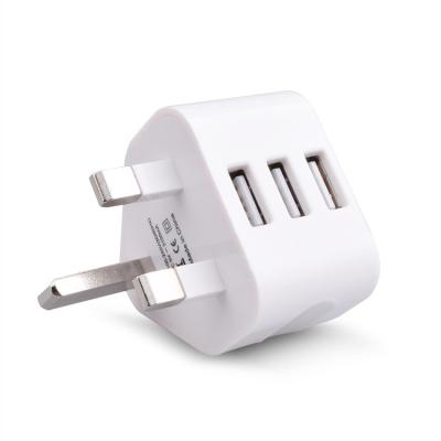 China Mobile Phone Universal Dual Port UK Plug 2.1A 3 Pin Wall Charger Adapter With 3USB Port Travel Charger Charging Smart Phone Tables for sale