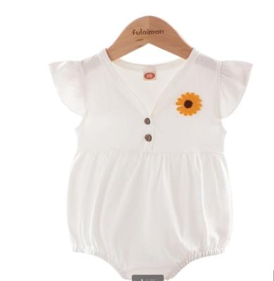 China Lovely new four color chrysanthemum embroidery boutique baby romper white newborn princess girl rompers Fly Sleeve Plain for sale