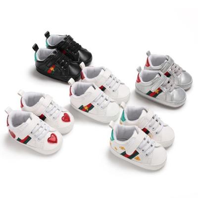 China Custom Cheap Toddler Baby Sneakers Sports Newborn Baby Shoes Anti-slippery for sale