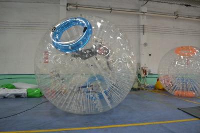 China Bola inflable de Zorb del hámster del ser humano del diámetro los 2.6m para la colina de la playa/de la hierba en venta