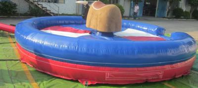 China Bull mecánica inflable gigante con el juego interactivo del colchón en venta