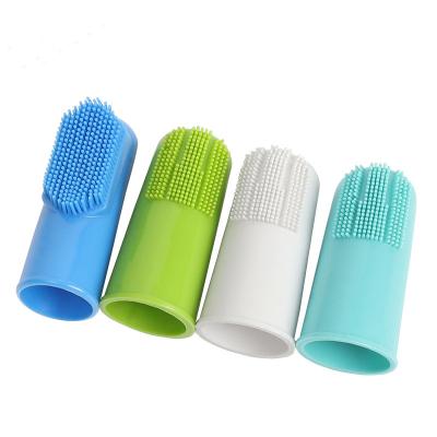 China Hot Sale Stabilized Dog Feeds Pet Finger Toothbrush Sustainable Soft Teeth Care Dog Brush for sale