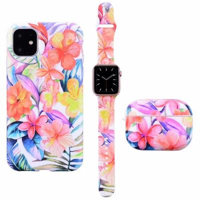 Cina Unique Hot Selling Flower Silicone Sport Band TPU Case One Set Phone Cover For Iphone Airpods in vendita