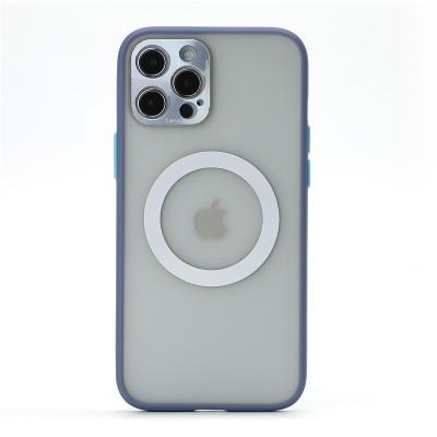 Cina Hot Selling Skin Feeling Anti-fall Magnetic Matte Translucence Lens Protective Case Cover For Iphone 12 in vendita