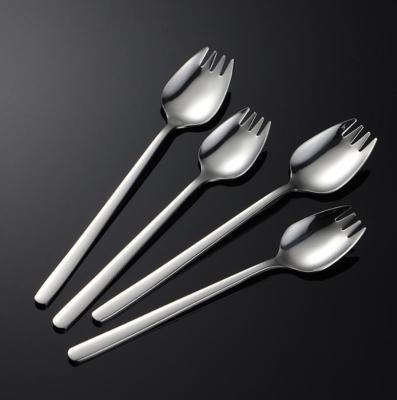 China 2022 Wholesale Home Use Dinnerware 304 Stainless Steel Flatware Stocked Silver Salad Fork With Storage Case for sale