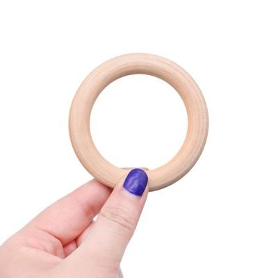 China TO ; EU; THE USA ; The Asian Wholesale Natural Wood Sliced ​​Figure Painting Etc. Opens Kits Wooden Rings Loops DIY Gifts Circle Heart For Craft And Art Making for sale