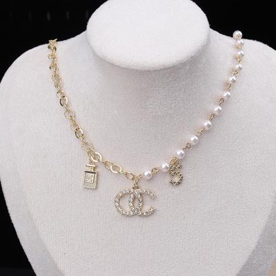 China Simple Female Designer Jewelry Diamond Chain Jewelry Necklace Women Famous Trend Brands Necklace for sale