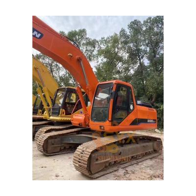 China Backhoe Engineering Excavators Crawler Digger Daewoo Digger Doosan DH300 30ton Hydraulic Doosan Used Excavators 1.27 m² ³ for sale