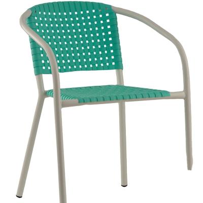 China Modern Stackable Plastic Woven Outdoor Rattan Garden Chair With Metal Legs Te koop