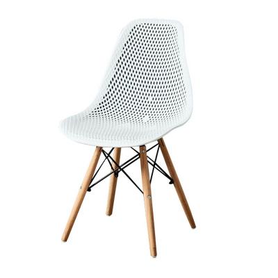 China Modern Furniture Nordic Stackable Wooden Legs Home Design Plastic Dining Chair for sale