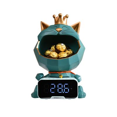 China Lucky Creative Cabinet Light Creative Living Room TV Key Storage Key Decoration Clock Europe Cat Luxury Home Wedding Gift New Smart Multi for sale