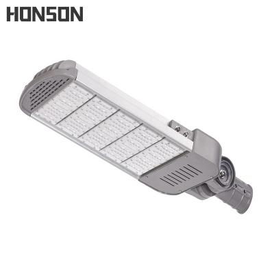 China HIGH Lumen ROAD 200W LED Street Light SMD Outdoor Public Lighting Street Light for sale