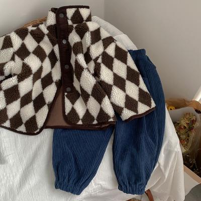 China Anti-wrinkle children's boys and girls custom autumn and winter fleece cashmere check coat jacket for sale