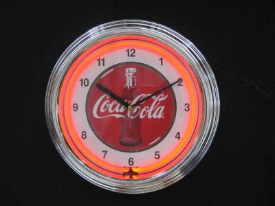 China Beautiful Round Yellow / Red Neon Wall Clock With Custom Logos for sale