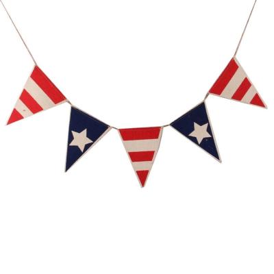 China Add Surprise and Fun to Your Party 4th of July Decoration USA Triangle Banner Patriotic Star Printed Burlap Banner Red White Blue Garland for Independence Day Y517 for sale