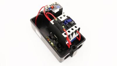 China Bobina trifásica del interruptor magnético 25A 220V del arrancador del motor del OEM 3 poste en venta