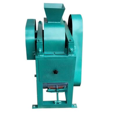 China Small Output Fine Granularity Stone Crusher Mini Double Roller Rock Crusher Machine For Sale for sale