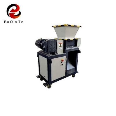 China Hotels Small Twin Shaft Shredder Machine / Fodder Shredder Wasted Cardboard / Garden Garbage Shredder for sale