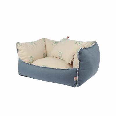 China Breathable Dog Bed Sofa Couch Modern Easy Clean Luxury Pet Sofa Bed for sale